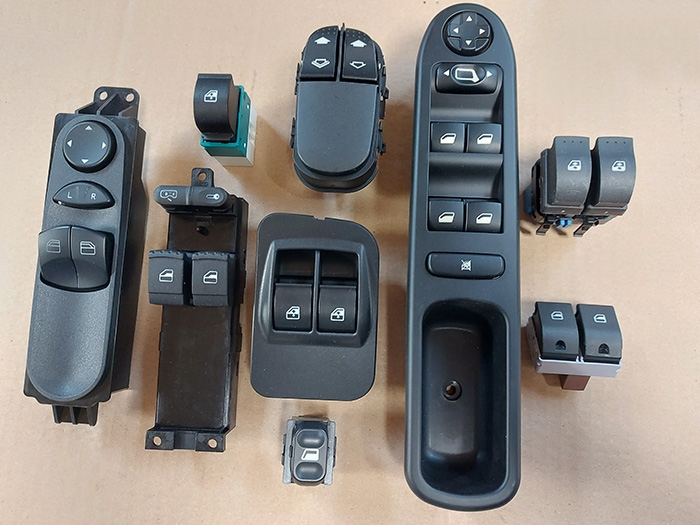 Ablakemelő kapcsolók